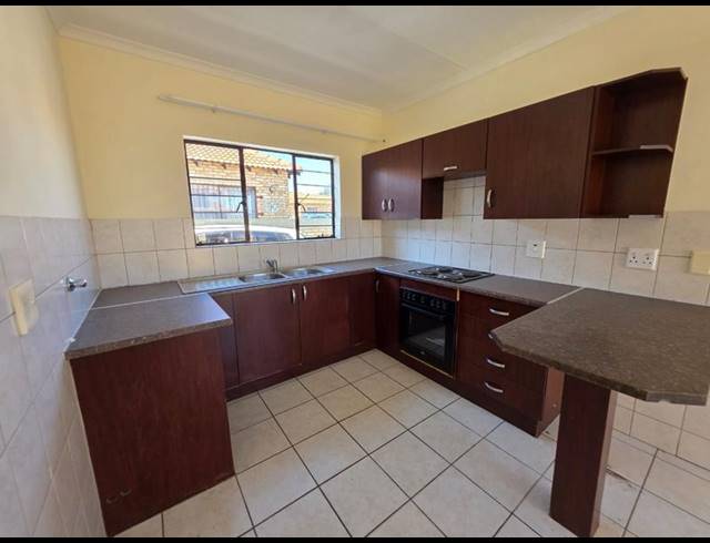 3 BEDROOM APARTMENT FOR SALE IN GREENHILLS